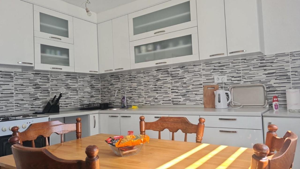 Apartman Kujovic SJJ Exterior foto